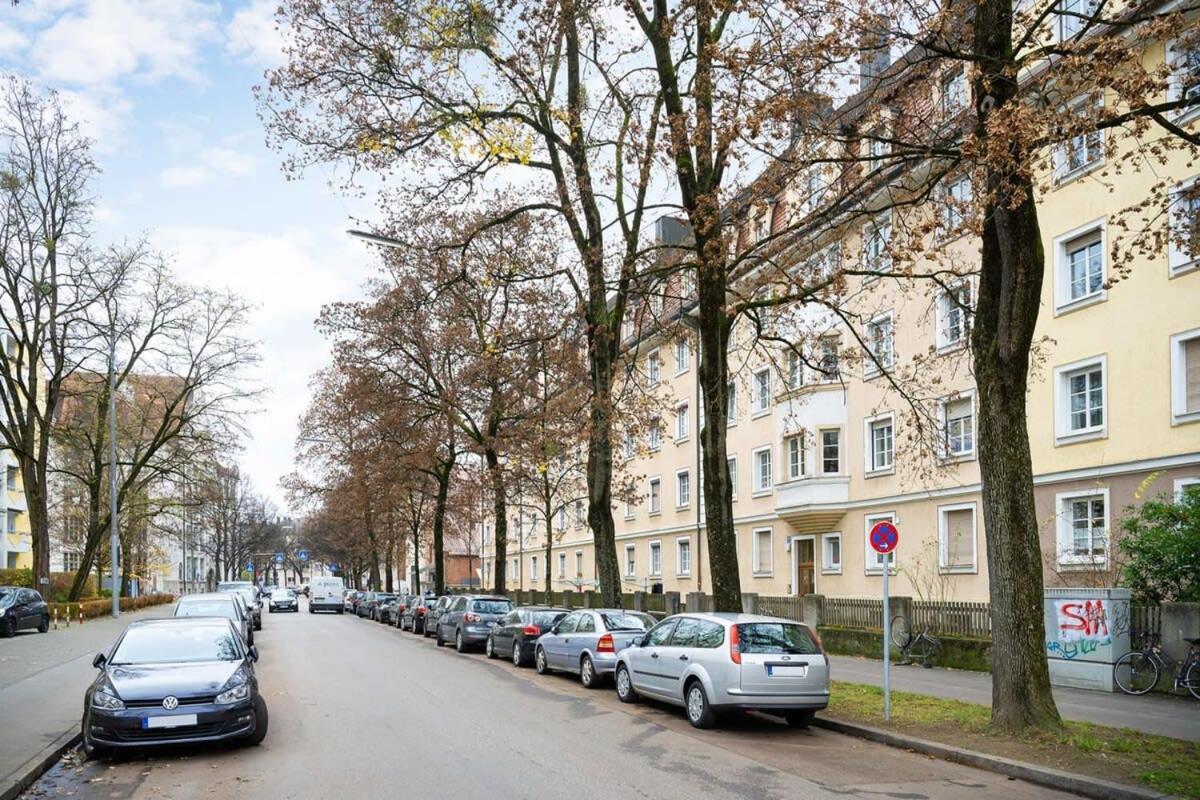 Big Central Apartment Near Rotkreuzplatz With 3 Bedroom For 12 Pax München Exteriör bild